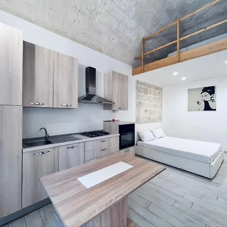 Lägenhet Urban Flat Dante