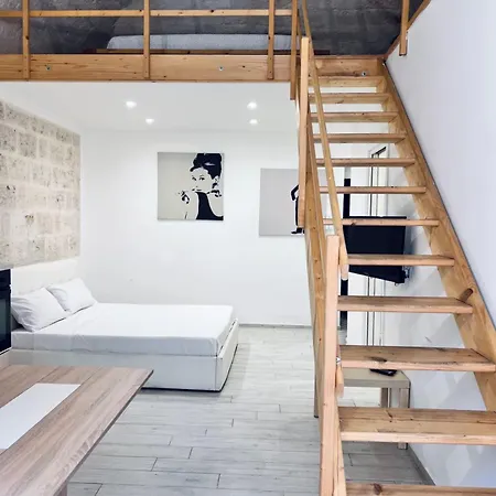 Urban Flat Dante Apartment Bari