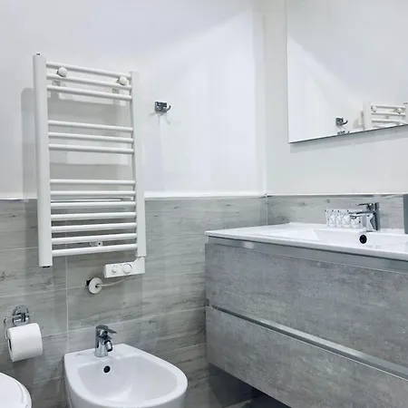 Urban Flat Dante Apartment Bari