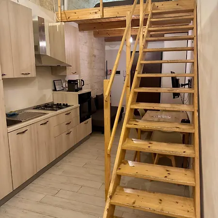 Urban Flat Dante Апартаменти